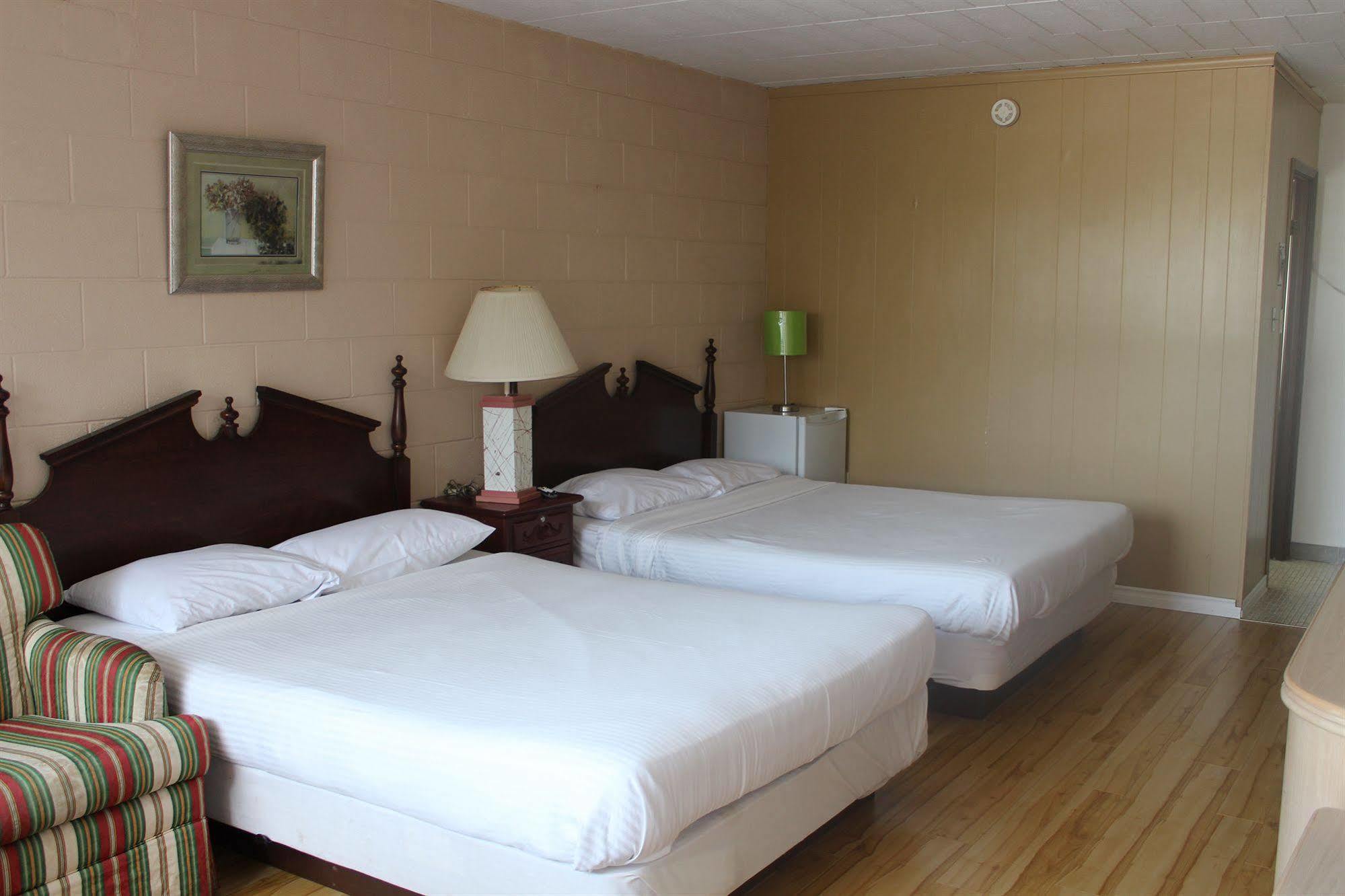 Ritz Inn Niagara Buitenkant foto